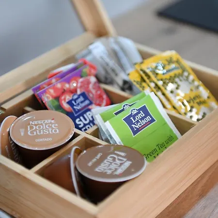 Aura Exclusive & * Zára