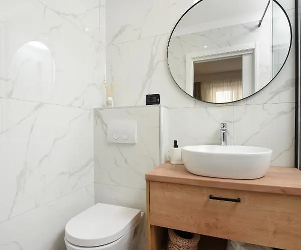 Aura Exclusive & Zadar