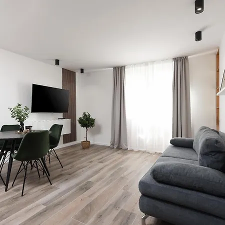 Aura Exclusive & Apartment