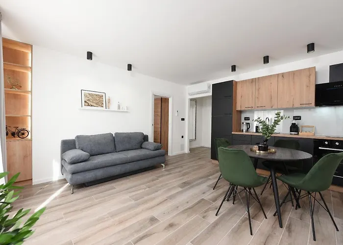 Aura Exclusive & Апартаменты